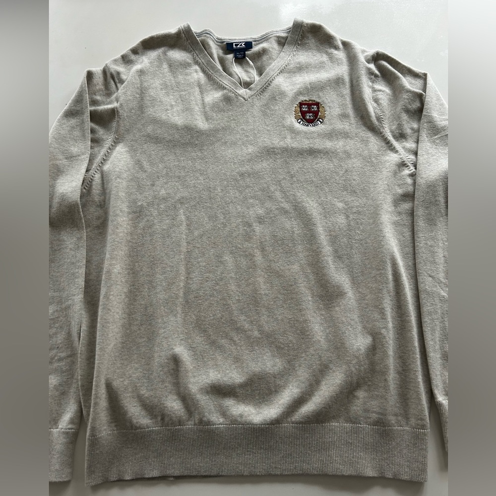 Harvard Embroidered Credt V-Neck Sweater NWT